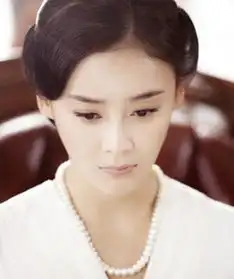 袁姗姗与何润东芙蓉锦深情虐爱剧照
