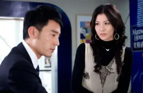 杜拉拉升职记演员近况悬殊,男6号成一线明星,男2号已离世
