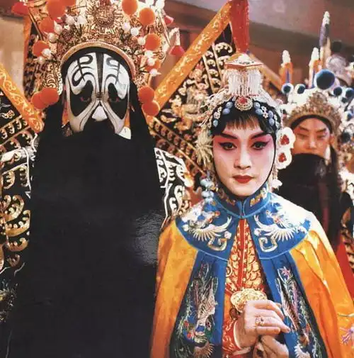 不是贵妃醉酒,而是霸王别姬,张国荣经典,人若有情从一而终
