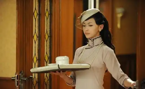 两人同演少年四大名捕,今一人凭一剧逆袭,她有演技却不红