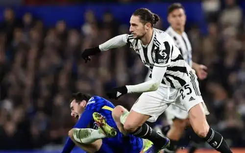 魂断蓝桥多点开花切尔西4球击溃尤文,廉颇未老弟媳极限解围
