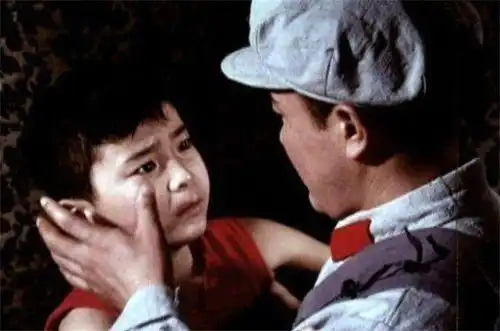 闪闪的红星中的潘冬子,曾火遍全国,今年60岁了
