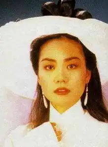 王菲早前古装剧造型曝光高冷不再神似白娘子