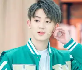 当看到周震南模仿夏之光这件事,网友你不用出道,去演戏会更好
