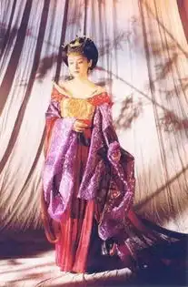 别笑,我是电视旁白党
