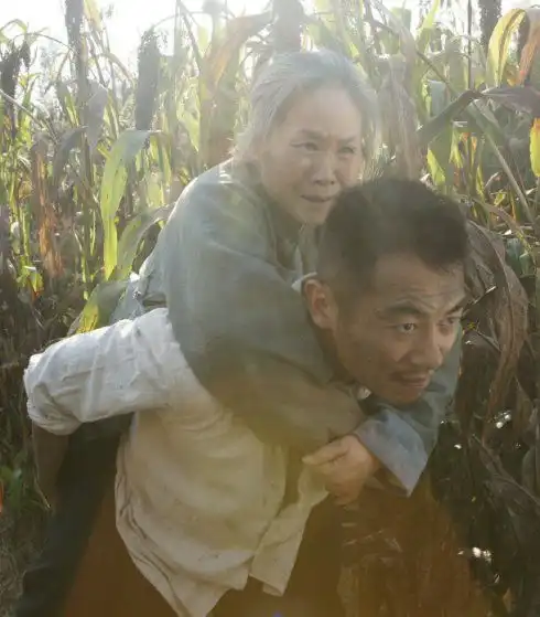 扒扒徐峥电影里那些抢镜的配角,他成了我不是药神最大泪点