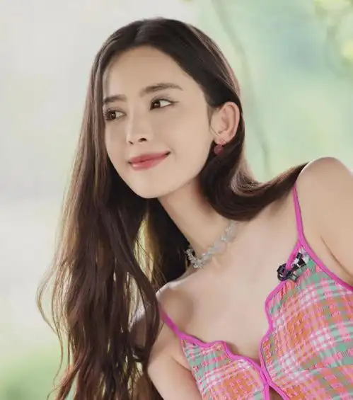 古力娜扎,引发热议