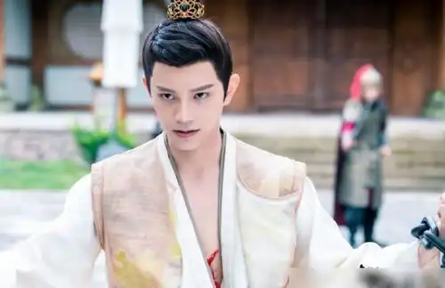 艺人新媒体指数top10,陈芊芊两位主演均上榜,登顶的是她