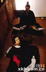 范冰冰麦田中系红绳露香肩造型惊艳
