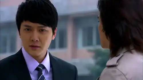 佳期如梦冯绍峰为了陈乔恩,跟东子摊牌,却遭了他的反驳
