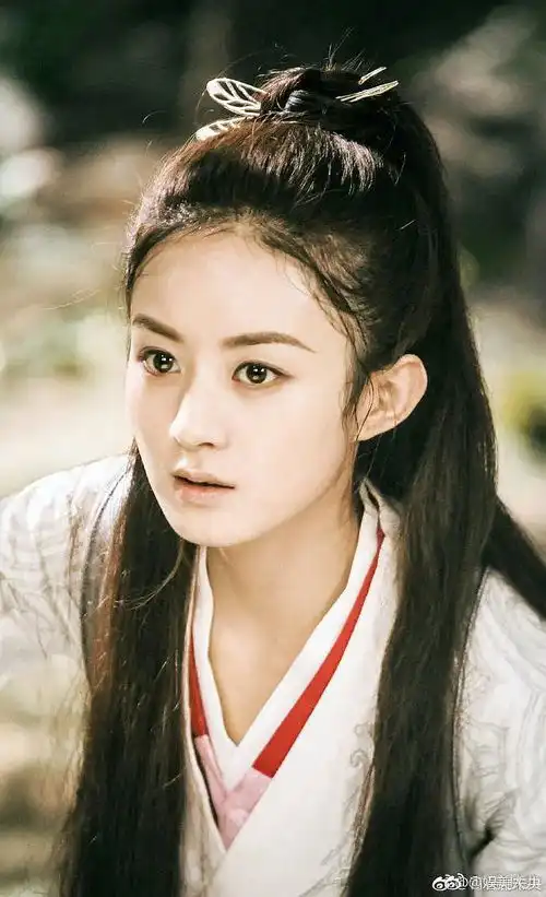 今天的楚乔官宣图,又让我想起了当初存图看剪辑的日子
