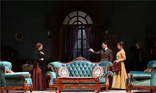 玩偶之家,女性独立的宣言,婚姻应是男女的结合并且永远平等