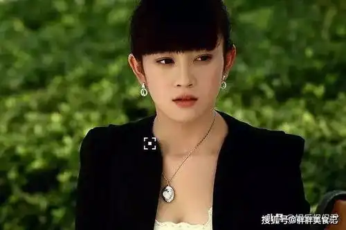 夏家三千金9年演员变化,戚薇整容,唐嫣待产,她美到不敢认