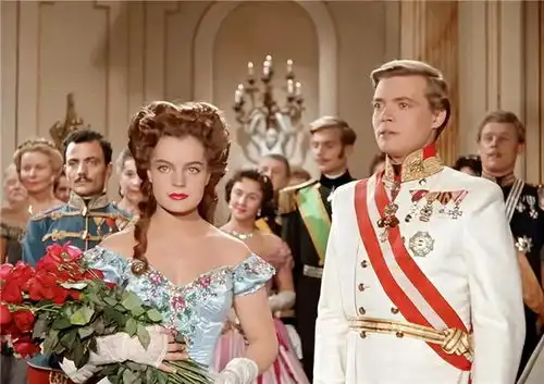 历史上的茜茜公主比电影里更漂亮,她是童话中美丽的皇后
