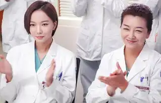 孙俪久违晒自拍开心比耶,自曝孩子马上要开学心情好