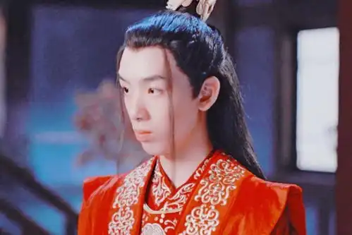 同演古装美男,有人一言难尽,有人却把气质拿捏得死死的