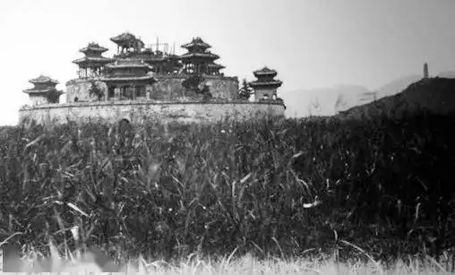 北京城里的坛城
