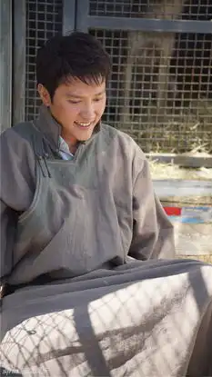 组图狼图腾首曝人物造型冯绍峰窦骁受伤