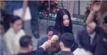 刘亦菲南烟斋笔录双重人格夜摩罗现身,井柏然该何去何从
