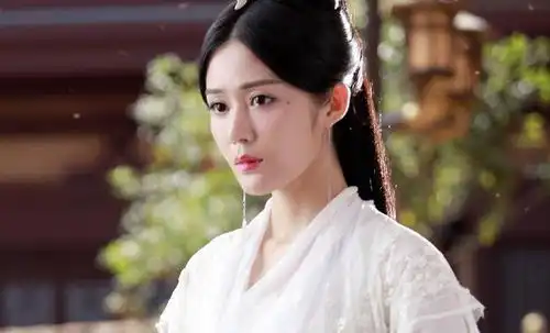 汤晶媚和谷智鑫什么关系情侣关系为假他的女友另有其人