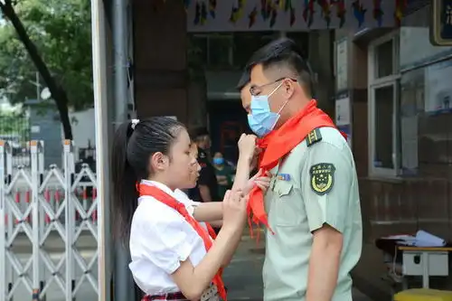 郑州市金水区经三路小学举办百年大党正青春庆六一阅读文化节展演活动
