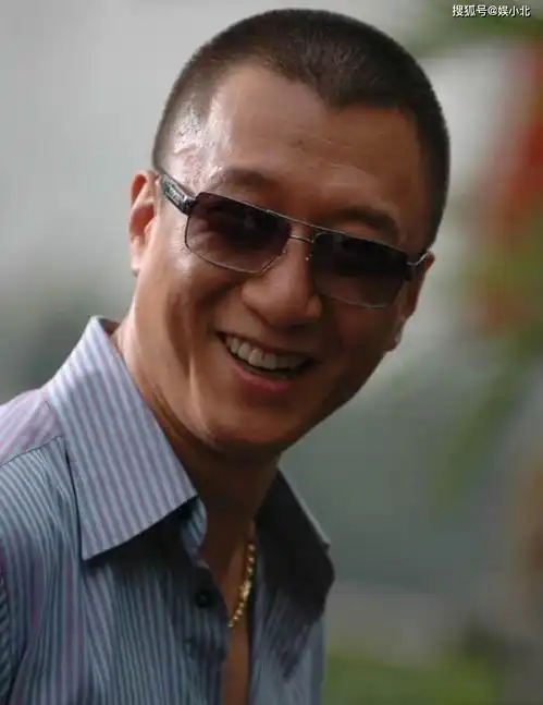 扫黑风暴看这打分与评论,有些人只配看肥皂剧
