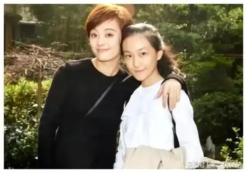 孙俪妹妹孙艳新剧演杨紫同事被众嘲又普又老比姐姐孙俪差太远了