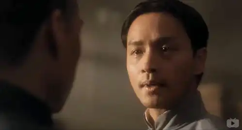 霸王别姬,张国荣的声音是配音的吗
