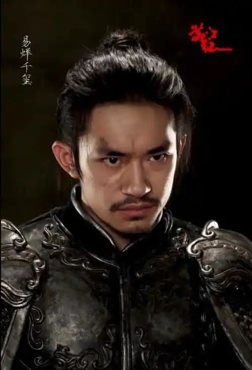 张艺谋满江红乍看像长安十二时辰,细看是三枪