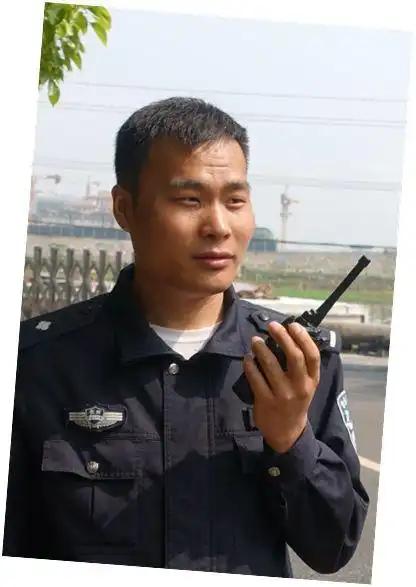榜样请致敬这些让我们岁月静好的守护者
