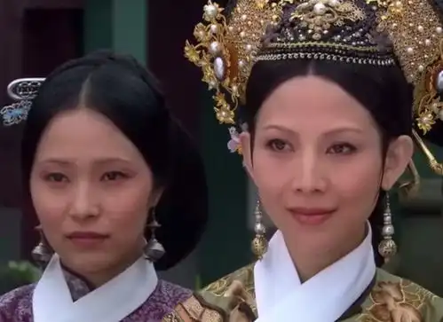 甄嬛传荣宠一生的胧月,纵然有甄嬛敬妃守护,结局也令人心痛
