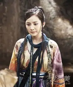 范冰冰杨幂唐嫣倪妮周迅当红女星古今发型大pk
