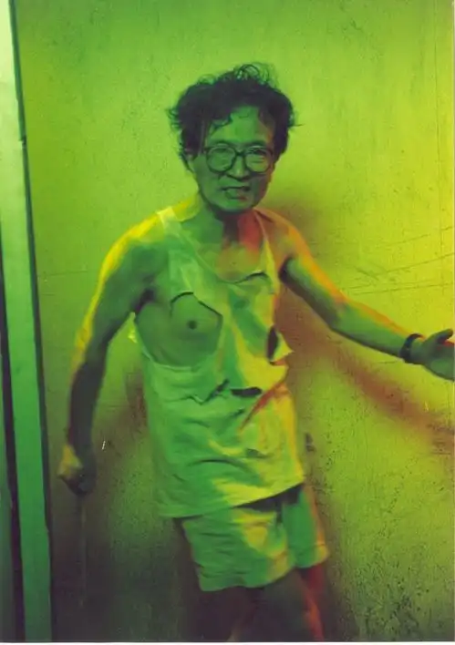 张艺谋,又在搞大冒险
