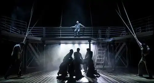 国际范从伦敦西区驶来的音乐剧泰坦尼克号在温奏响生命史诗
