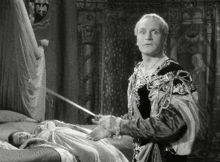 哈姆莱特的骷髅里,藏着你读过的每一本英国文学