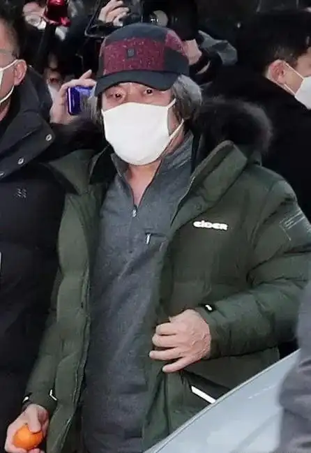 素媛案凶手出狱,并称要和女孩见面,韩国最高警戒
