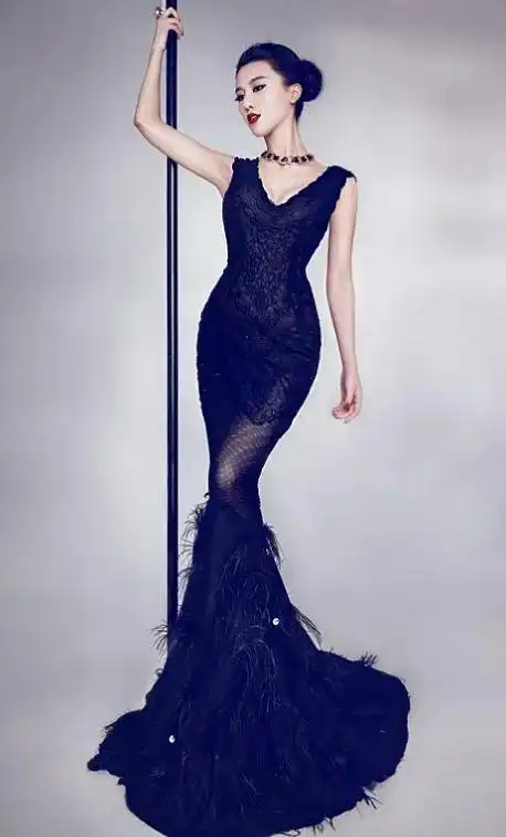 侍宣如性感妩媚,风情万种,温婉迷人