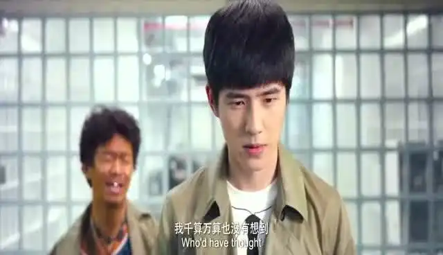 男子居然又聪明了一回,朋友夸奖一愣一愣的