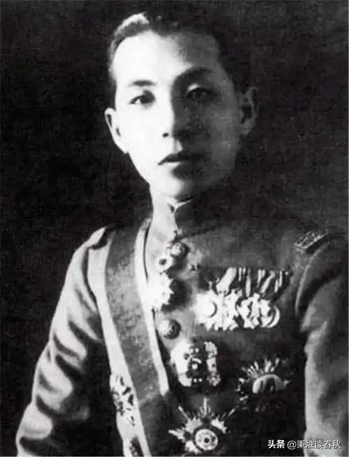 姜化南张学良的保镖为主挡枪,怀孕妻被少帅善待