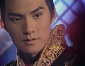 跟霍建华齐名的古装男神,人帅戏好却不火,娶长腿美女39岁当爹