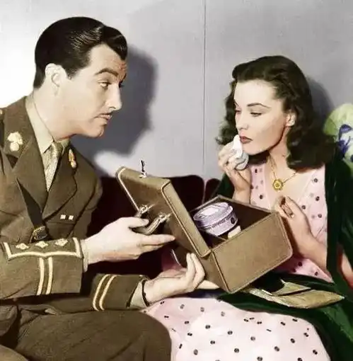 罗伯特泰勒竟然最爱魂断蓝桥这部影片他对费雯丽又是如何评价的呢
