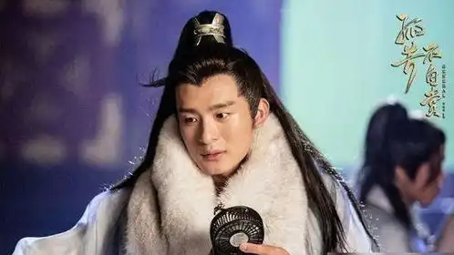 成也爱情公寓,败也爱情公寓,他现在演什么都走不出来