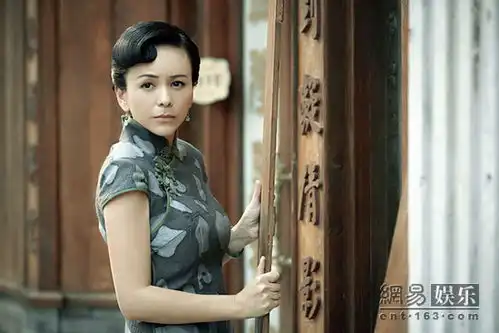 王琳花开如梦曝光旗袍照剧中分饰两角