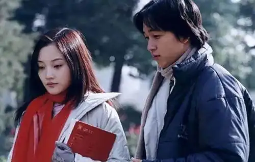 他因离婚声名狼藉,5年后翻身成为全民偶像,实力才是男人的春药

