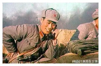 金牌配角白志迪曾在颐和园卖汽水,与初恋妻子恩爱到老
