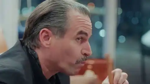 极速青春舒辉什么都不知道,史密斯生气了,舒辉吓得冒冷汗