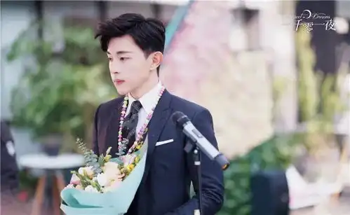 读书一千零一夜听说像迪丽热巴一样好看的人都去开花店了
