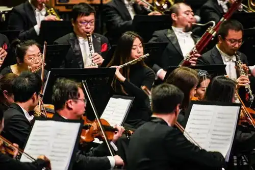 精彩呼和浩特爱乐乐团四季交响春之声系列音乐会今晚奏响
