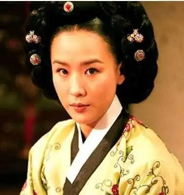 朝鲜妖女郑兰贞水性杨花艺妓出身,在后宫与多人保持不正当关系
