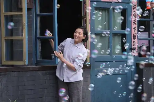 电视剧版李焕英登陆吉林卫视妈妈在等你今晚开播
